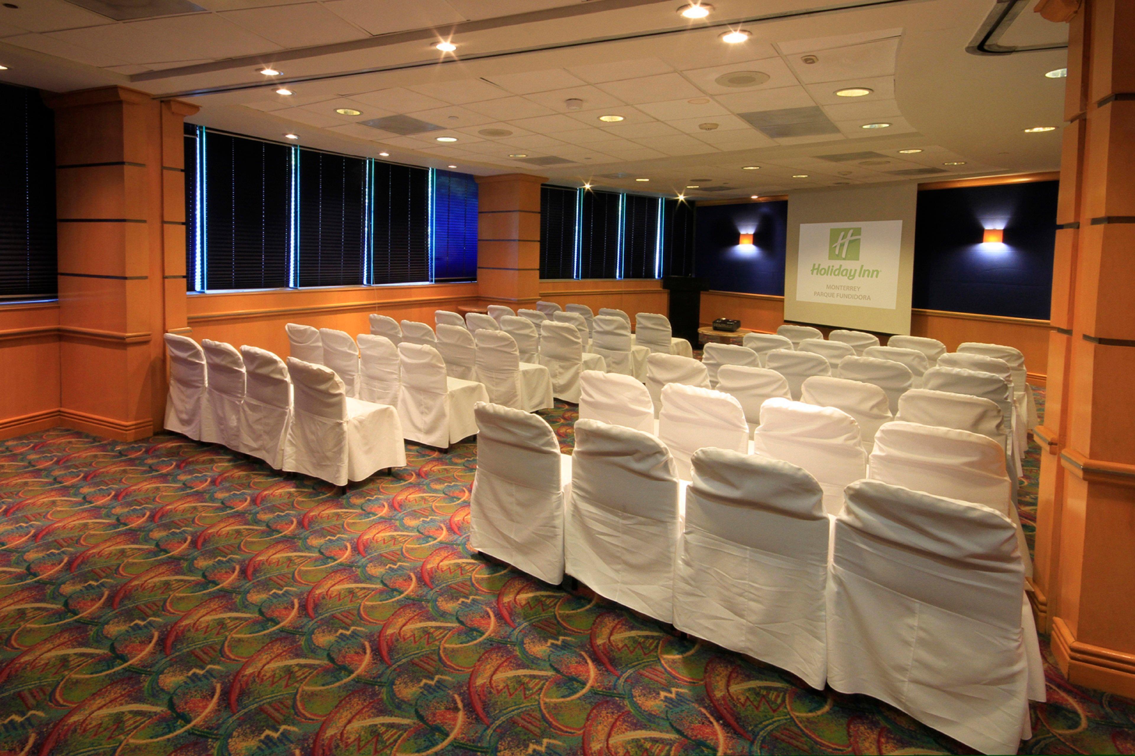 Holiday Inn Monterrey-Parque Fundidora By Ihg Exterior photo A typical meeting room