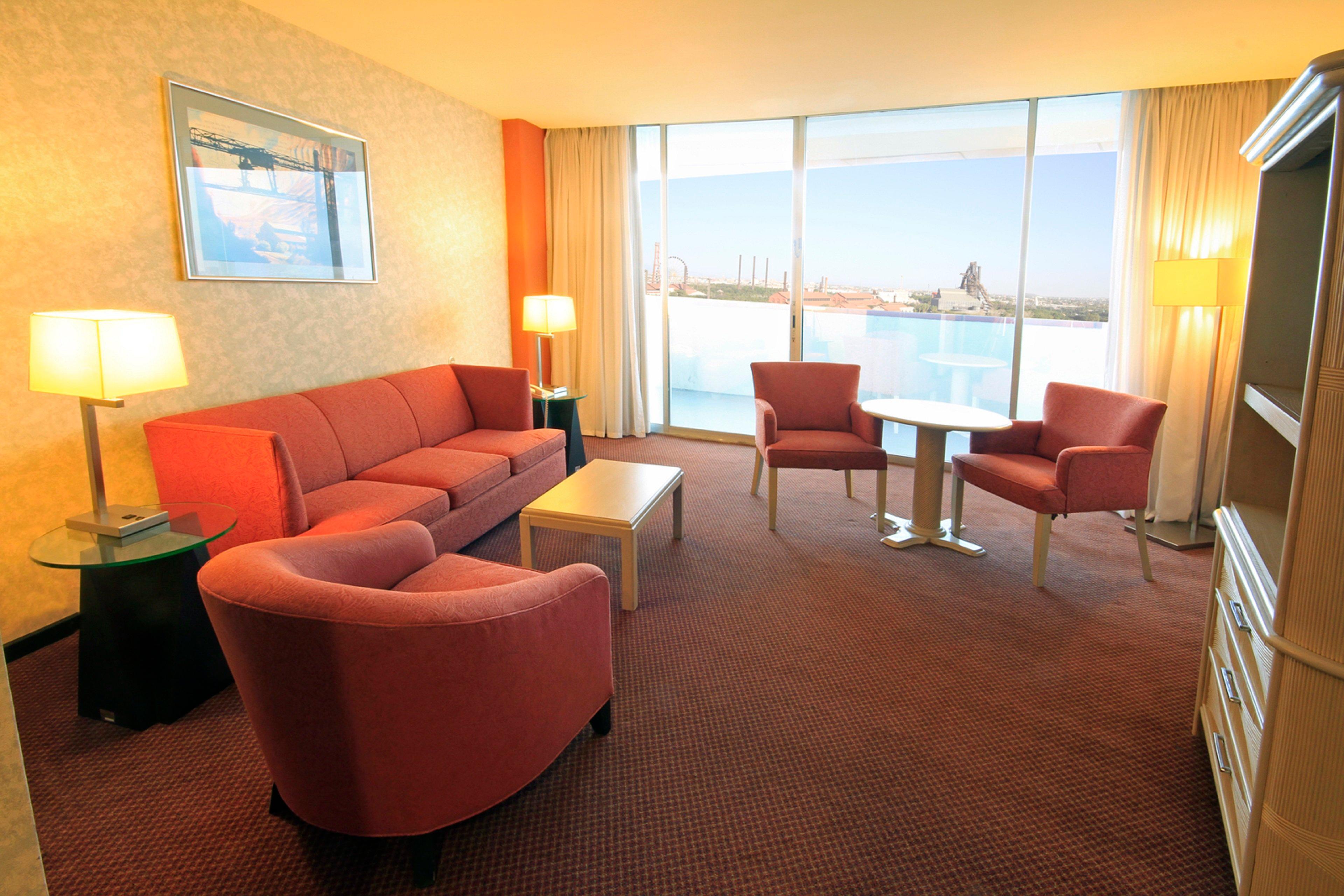 Holiday Inn Monterrey-Parque Fundidora By Ihg Exterior photo Living room